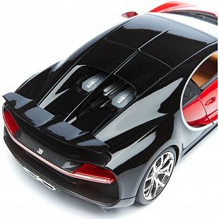 Модель автомобиля Bburago 1:18 Bugatti Chiron (18-11040) в асс.
