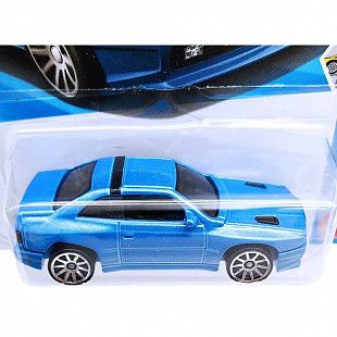 Машинка Hot Wheels Базовой коллекции Maserati Shamal 16/250 (5785 JJH92) mainline 2025