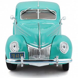 Машинка Maisto 1:18 1939 Ford Deluxe Coupe (31180)