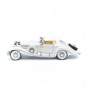 Масштабная модель автомобиля Maisto 1:18 Мерседес Бенц 500 К (36055) white