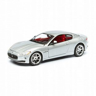 Набор из пяти машинок Bburago 1:43 Street Fire №3 (18-30005)