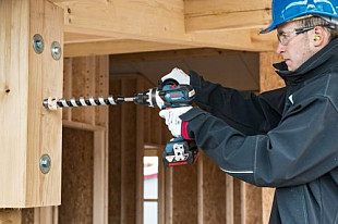 Аккумуляторный шуруповерт Bosch GSR 18 VE-EC