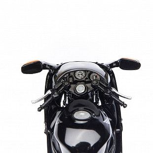 Масштабная модель мотоцикла Maisto 1:18 Honda CBR1100XX 39300 (00-03140)