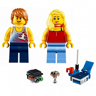 Конструктор LEGO Creator Фургон сёрферов 31079