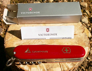 Нож перочинный Victorinox Camper Camping 91 мм 13 функций 1.3613.71