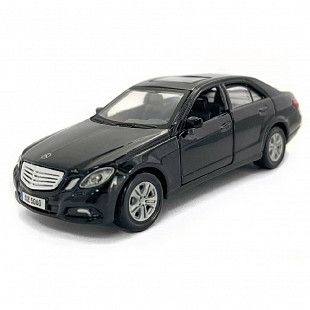 Машинка инерционная Maisto 1:40 Mercedes-Benz E-Class (21001)