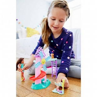 Игровой набор Barbie Мини-Гольф Челси FDB32 FRL85