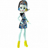 Куклa Monster High Базовая кукла DTD90 DMD46