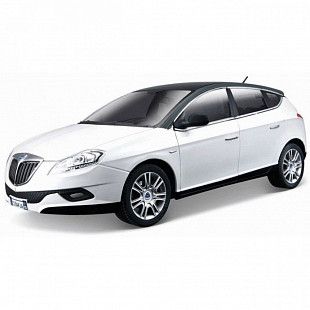 Машинка Bburago 1:24 Lancia New Delta HPE (18-21068) white