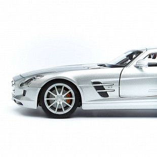Машинка Maisto 1:18 Mercedes-Benz SLS AMG (31389) silver