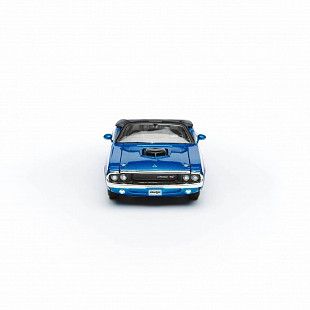 Масштабная модель автомобиля Maisto 1:24 Додж Челенджер R/T кабриолет 1970 (31264) blue