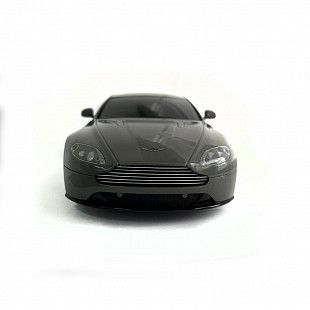 Радиоуправляемая машина Maisto 1:24 Aston Martin V8 Vantage S (81067) silver