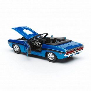 Масштабная модель автомобиля Maisto 1:24 Додж Челенджер R/T кабриолет 1970 (31264) blue