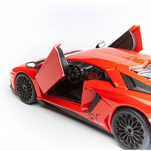 Коллекционная машина Bburago 1:24 Lamborghini Aventador LP750-4 SV (18-21079) red