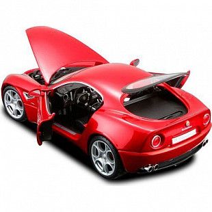 Модель автомобиля Bburago Diamond Alfa Romeo 8C Competizione 18-11021