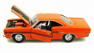 Масштабная модель автомобиля Maisto 1:25 Плимут GTX (31220) orange