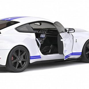 Машинка Maisto 1:18 2020 Mustang Shelby GT500 (31452) white
