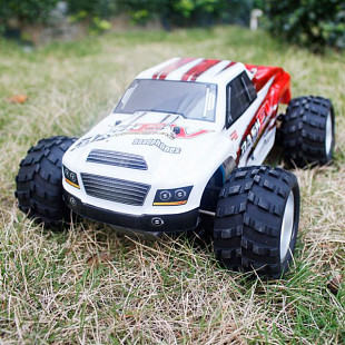 Радиоуправляемая машина WL Toys 1/18 A979-B Коллекторная