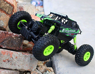 Радиоуправляемая машина WL Toys 18428-B 4WD 1/18 Коллекторная 18428-B green