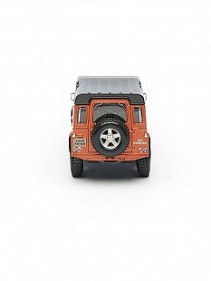 Коллекционная машина Bburago 1:32 Landrover Defender (18-43029) red