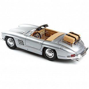 Коллекционная машина Bburago 1:18 Mercedes-Benz 300 SL Touring 1957 (18-12049) silver