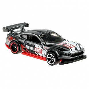Машинка Hot Wheels Базовой коллекции Custom '18 Ford Mustang 127/250 (5785 GTB25)