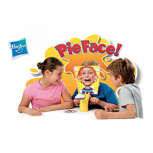 Настольная игра Hasbro Пирог в лицо (B7063)
