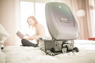 Чемодан-самокат Micro Luggage ML0005 Black