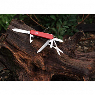Нож перочинный Victorinox Mountaineer 91 мм 18 функций 1.3743