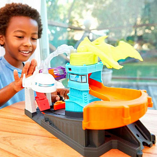Игровой набор Hot Wheels City Монстры в городе (FNB05 GBF94)