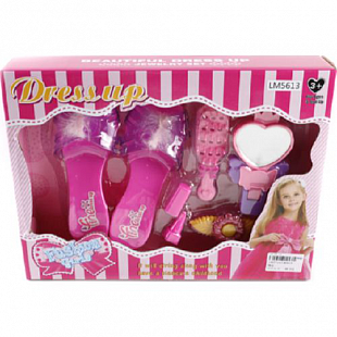 Набор аксессуаров для кукол LM5613