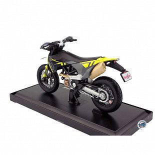 Масштабная модель мотоцикла Maisto 1:18 2023 Husqvarna 701 Supermoto 39300 (20-23091) Rat Black/Grey/Yellow
