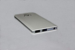 Портативное зарядное устройство Jewel Package на 8000 mAh