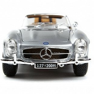 Коллекционная машина Bburago 1:18 Mercedes-Benz 300 SL Touring 1957 (18-12049) silver