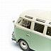 Масштабная модель автомобиля Maisto 1:25 Фольксваген Самба (31956) green/beige