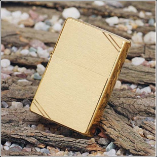 Зажигалка Zippo Brushed Brass Vintage with Slashes 240